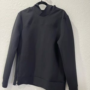Lululemon pullover